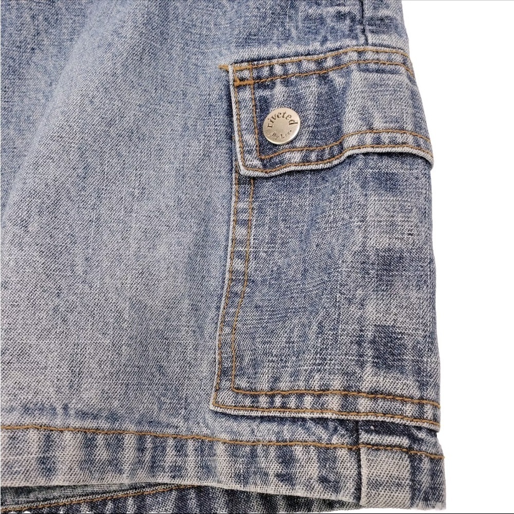 Riveted by Lee Women’s High waisted Cargo medium Wash denim shorts size 10 - Picture 14 of 15
